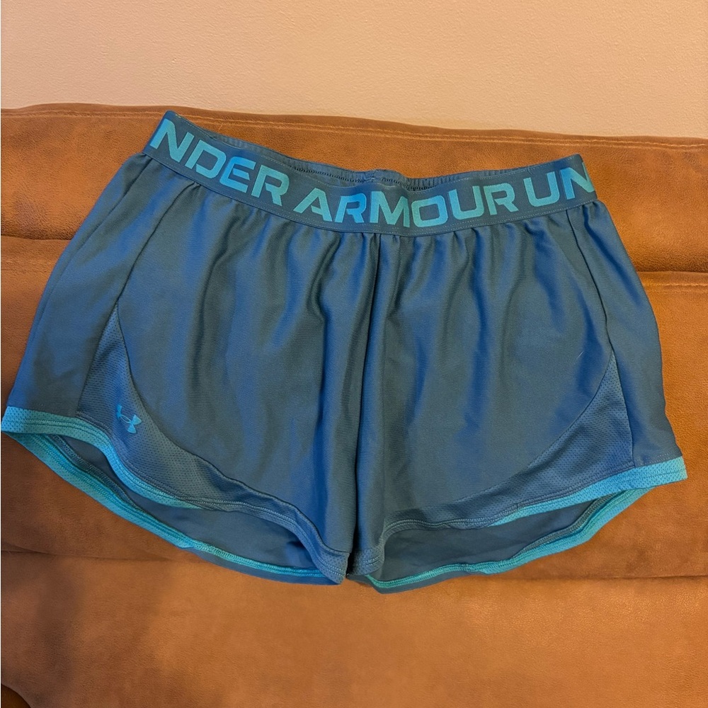 Under armour loose fit women’s athletic shorts, medium - Picture 1 of 2